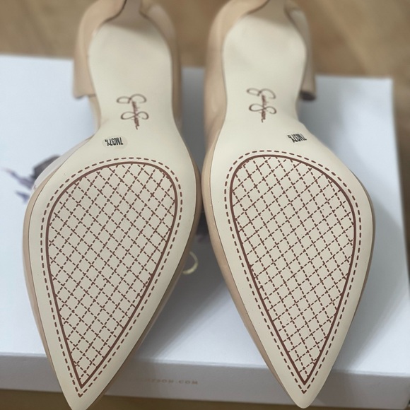 Jessica Simpson Cream Patent Nude Pointed-Toe Pumps - Picture 4 of 6